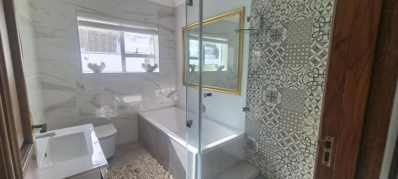 4 Bedroom Property for Sale in Dana Bay Western Cape